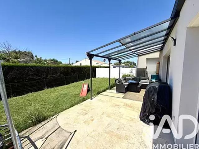 Tonnay Charente 17430 Achat / Vente maison 5 pièces t5 parking