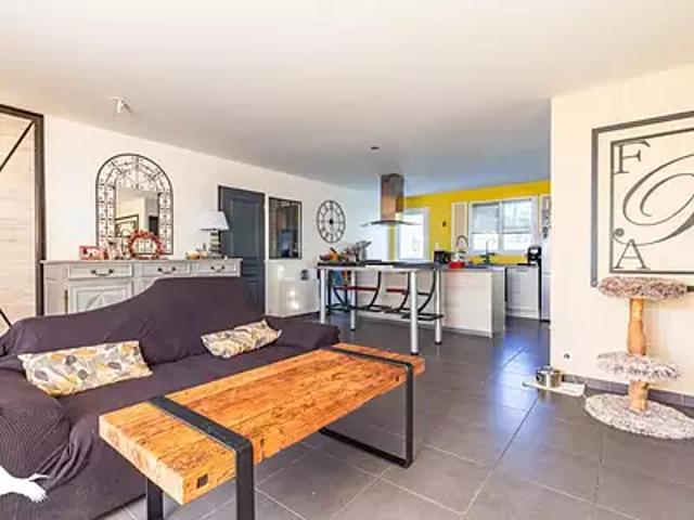 Tonnay Charente 17430 Achat / Vente maison 5 pièces t5
