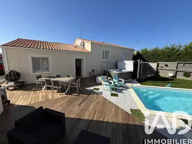 Tonnay Charente 17430 Achat / Vente maison 6 pièces t6 parking