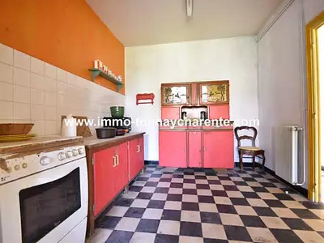 Tonnay Charente 17430 Achat / Vente maison 8 pièces t8