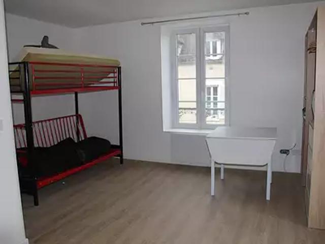 Tonnerre 89700 Location appartement 1 pièce t1 cave