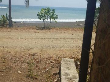 TONOSI,VENDO TERRENO 2000 MTS, AL FRENTE DE LA PLAYA