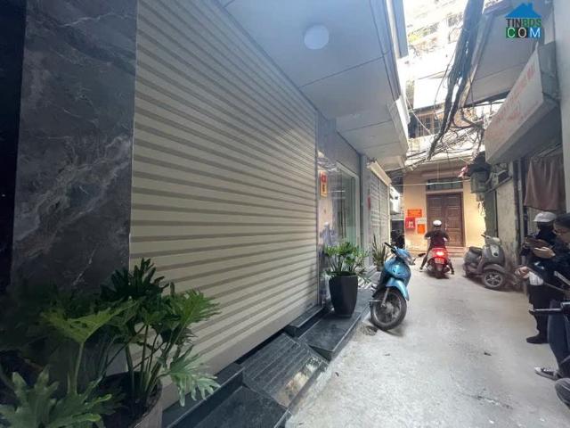 Tòa căn hộ cho thuê trung tâm Ba Đình full nội thất một nhà ra mặt phố ngõ ba gác