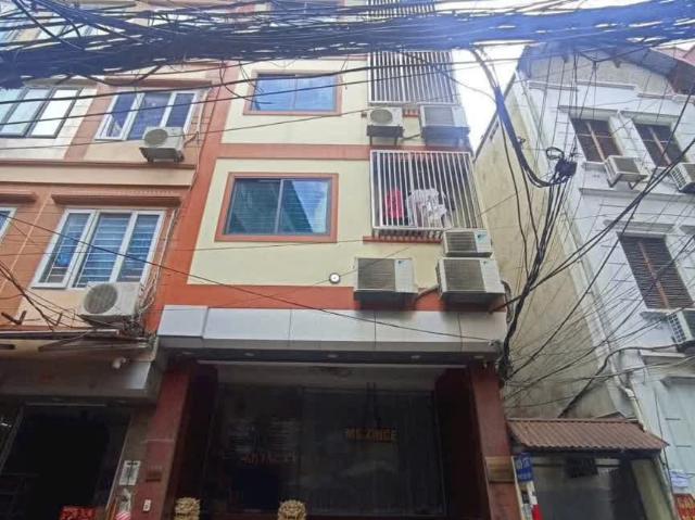 Toà CCMN Mặt Phố Cự Lộc Đẳng Cấp Lô Góc Có Hầm Thang Máy PCCC Đầy Đủ Doanh Thu Gần