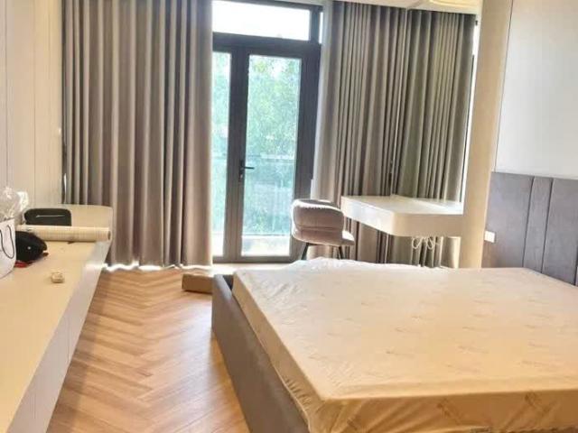 Tòa Nhà Mặt Phố Trần Duy Hưng, 98M X 8T Thang Máy, Vỉa Hè Rộng, Siêu Kinh Doanh, 47.8 Tỷ