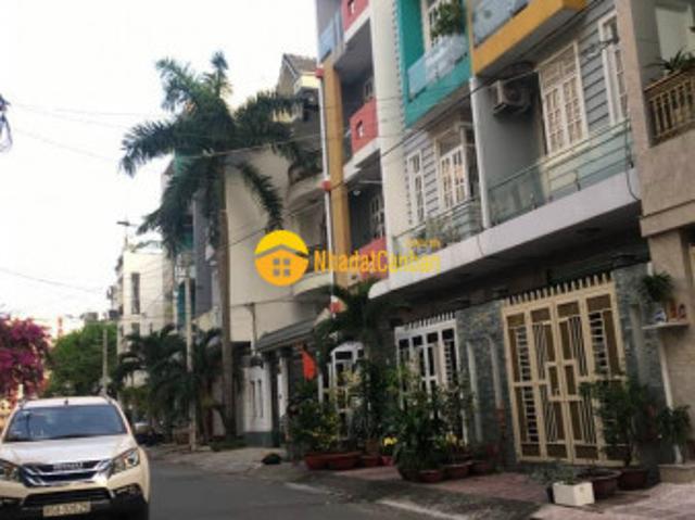 Toà nhà đẳng cấp, góc 2mt đường nguyễn văn vịnh, 115m2, 16,5tỷ. Lh0942474