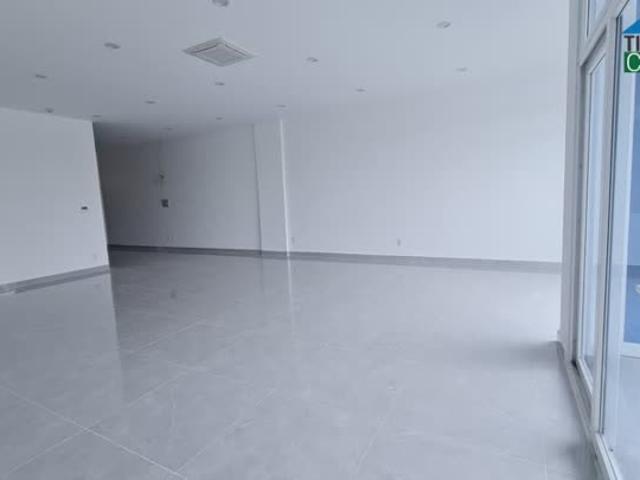 Tòa nhà ngay trung tâm đường Nam Kỳ Khởi Nghĩa Q3