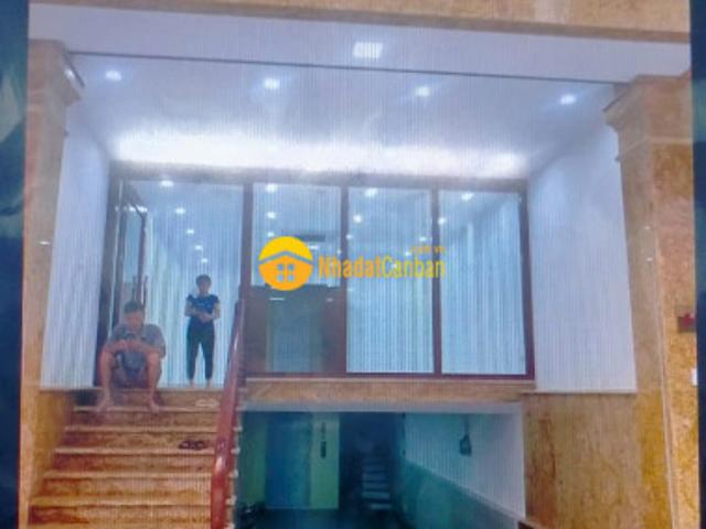 Toà nhà văn phòng trung kính, thang máy, kinh doanh, dt 70m2, 7 tầng, mt 5,2m, giá 33,5 tỷ
