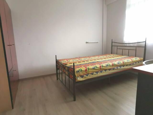 Toa Payoh/Braddell AC Rm 3 Sept Available