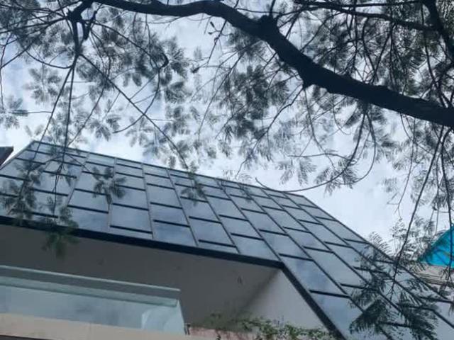 Tòa văn phòng hoàng cầu! Mặt phố 9 Tầng thang máy Mặt tiền lớn View hồ dòng tiền 4 tỷ/năm