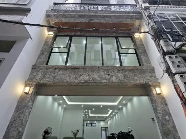 Toà Văn Phòng Kết Hợp Nhà Ở Đỉnh Cao Cầu Giấy Gara 2 Ô Tô 10M Ra Phố Kinh Doanh Ngõ