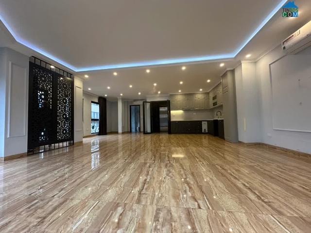 Tòa Văn Phòng Siêu Vip Phố Đội Cấn Lô Góc Thoáng Sáng Rực Rỡ 145m2 9 Tầng 105 Tỷ