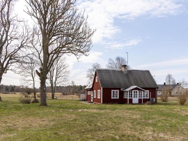 Toftavägen 323