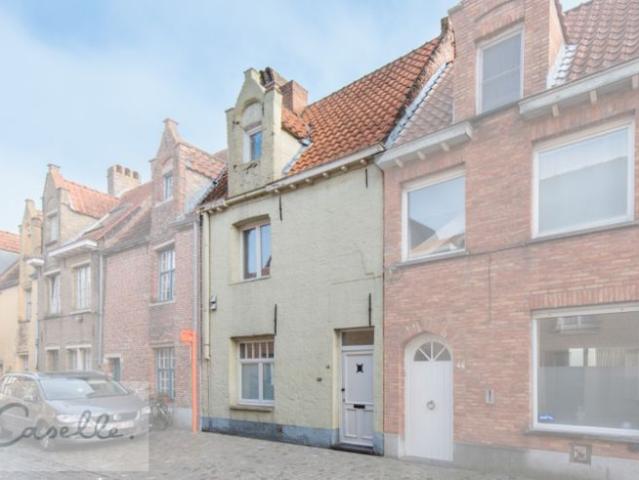 Toffe gerenoveerde starterswoning of verhuurd opbrengstei.