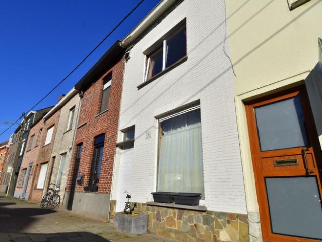 Toffe rijwoning met 2 slaapkamers en stadstuin te koop nabi