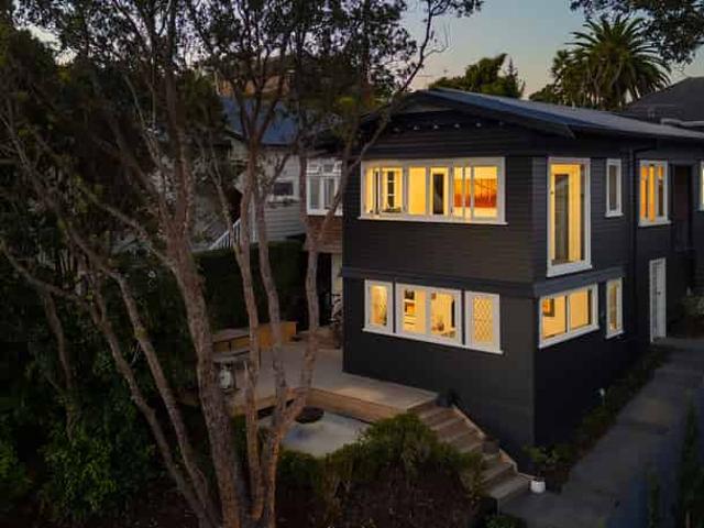 Tohunga Crescent, Parnell, Auckland City