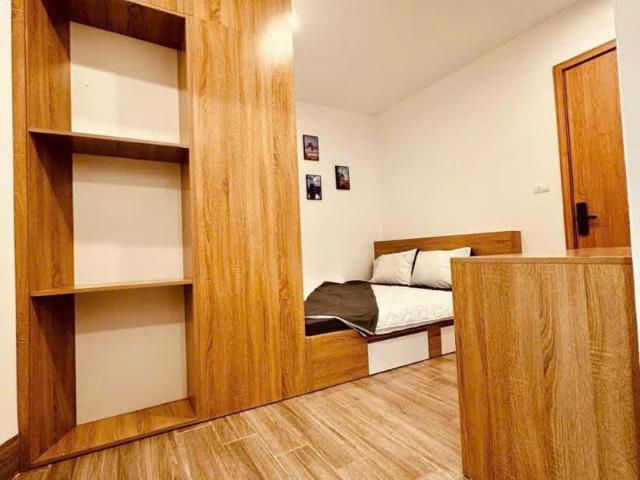 Tôi cần b.á.n C.ă.n. Hộ phố Lê Thanh Nghị DT 40m²x 6 tầng thang máy – full nội thất