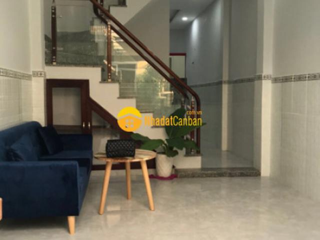 Tôi cần bán gấp nhà chính chủ mặt tiền gò vấp, thu nhập 20trtháng