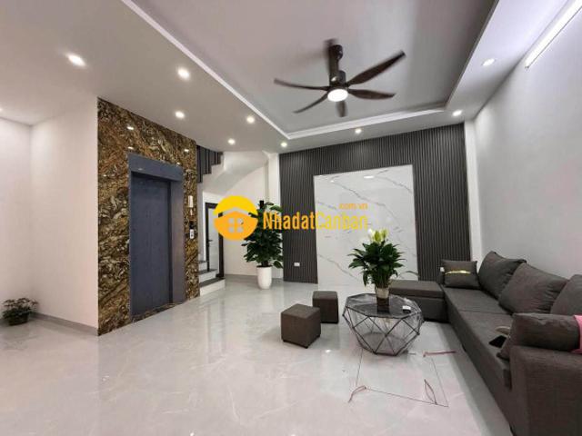 Tôi cần bán nhà kim ngưu, hb giá 11 tỷ, hơn 40m2x5t, ở luôn, ảnh thật