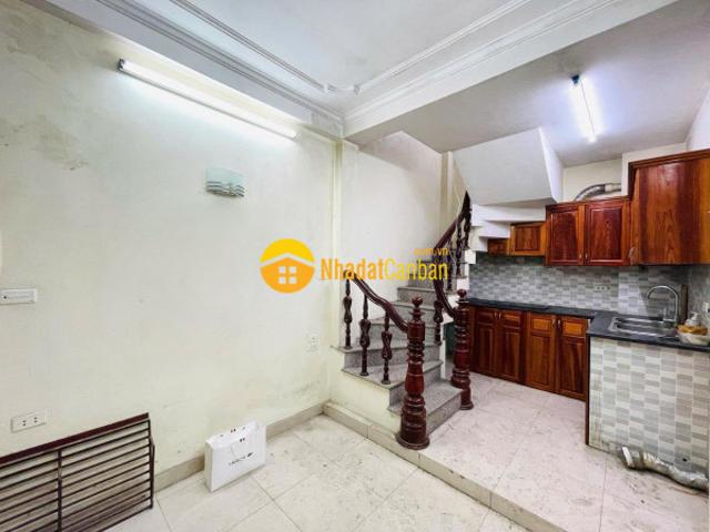 Tôi cần bán nhà vĩnh tuy, hbt giá 4.7 tỷ, 15m2x6t, ảnh thật