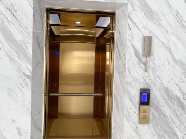 Tôi cần cho thuê nhà mới, hai cửa đi, Bách Khoa, 102m2x 5T vỉa hè 28 Tr