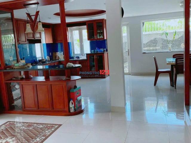 Tôi cần cho thuê Căn Biệt Thự 200m2 4PN 5WC ở KDC 13E giá 20 Tr/th