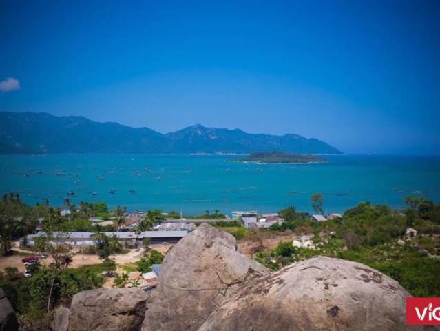 Tôi chính chủ cần bán đất giá tốt nhất view biển cát lợinha trang