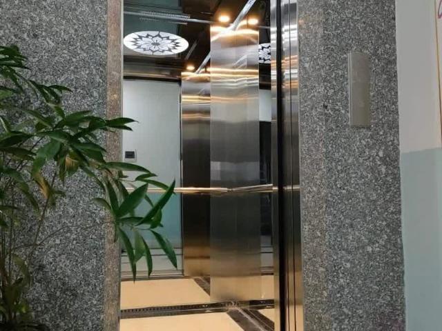 Tôi cho thuê nhà mới, căn góc, 95m2_ 5T  vỉa hè, Hoàng Quốc Việt 31 Tr