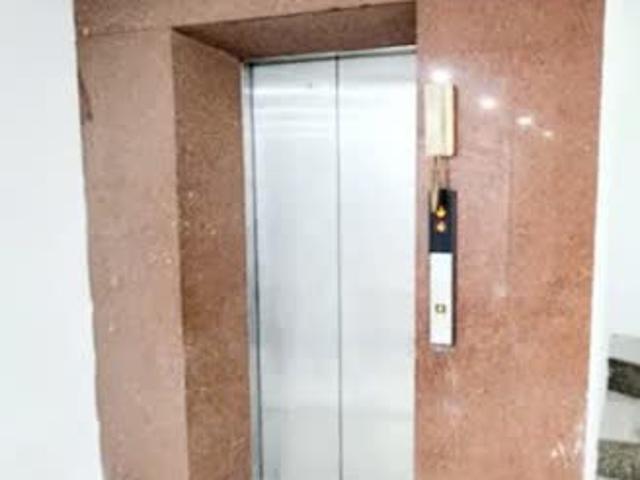 Tôi cho thuê Nhà hàng, VP, KD, Phố Phương Liệt, 108m2x 4T vỉa hè 30 Triệu