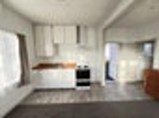Toi Toi, 1 bedroom, $350 pw