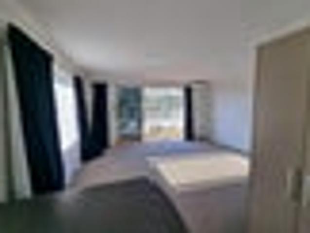 Toi Toi, 2 bedrooms, $500 pw