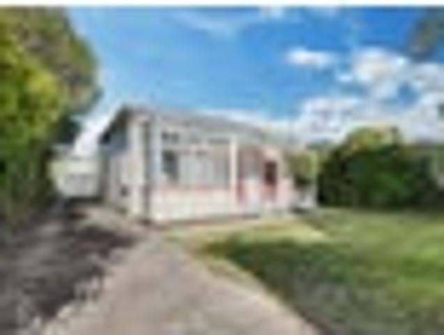 Toi Toi, 3 bedrooms, $520 pw