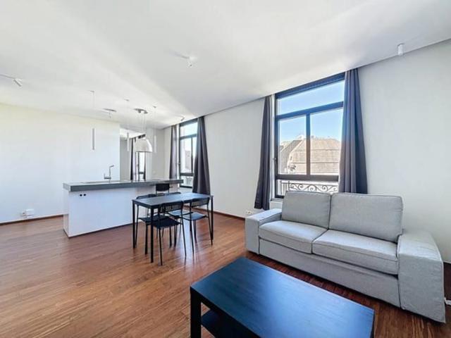 Toison d'Or: Beautiful furnished 1 bedroom apartment