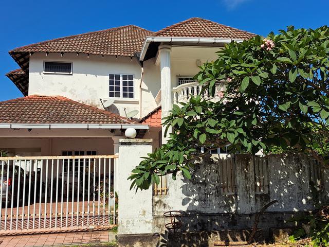 TOK SIRA 2storey BUNGALOW FREEHOLD