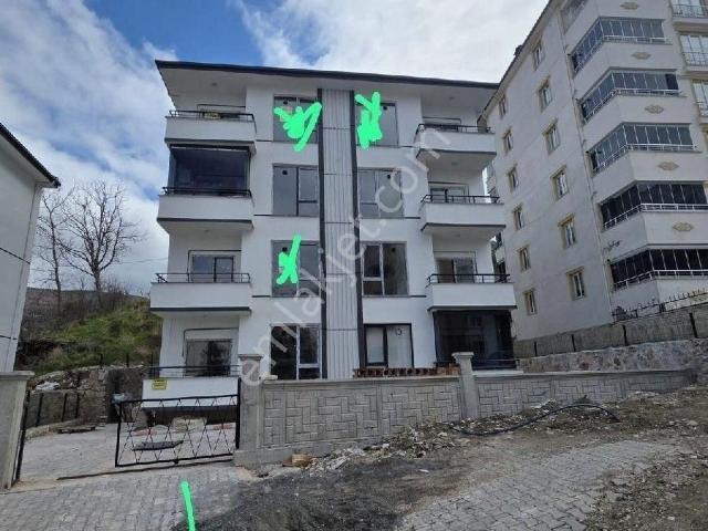 Toka Merkez Küçükbeybağında Satlık 1+0 Daire