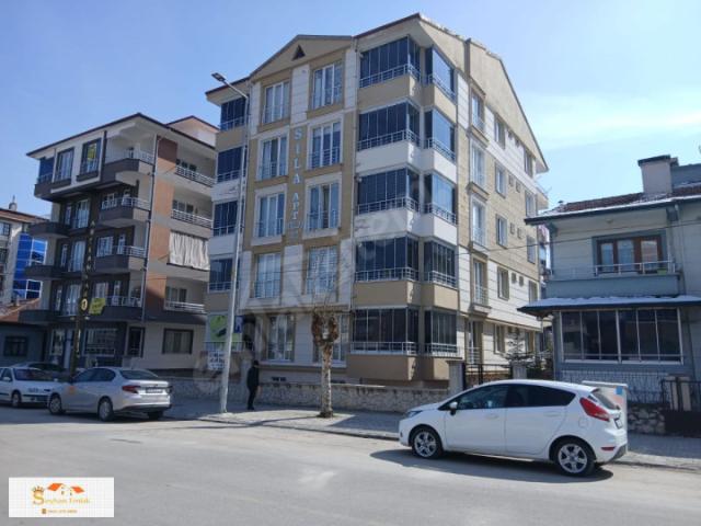 TOKAT TURHAL'DA FULL AKSESUARLI BAKIMLI 2+1 SATILIK DAİRE