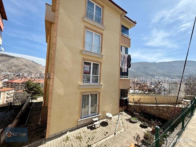 TOKAT MERKEZ AKDEĞIRMEN MAHALLESİ SATILIK DAİRE 2+1 15 METRE KARE KAT 2 ARA KAT