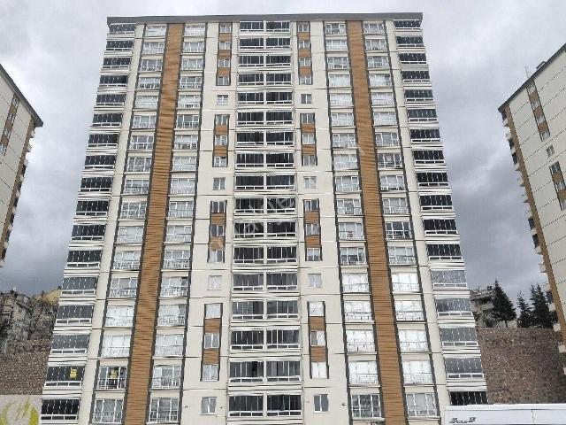 Tokat Merkez Topçam Mh. 3+1 Satlık Daire