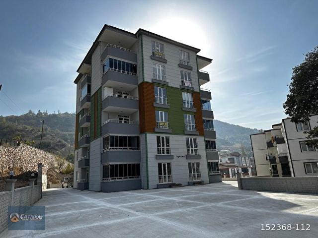 TOKAT MERKEZ TOPÇUBAGI MH SATILIK DAİRE 3+1 145 METRE KARE KAT 1 SİTE İÇİNDE