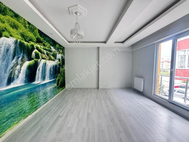Tokay'dan 2+1 Ankastreli Ara Kat Merkezi Konumda Kiralık Daire