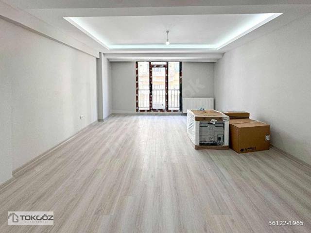 Tokgöz'den Şirinevler Meydan Yakını Sıfır 3+1 AraKat Daire