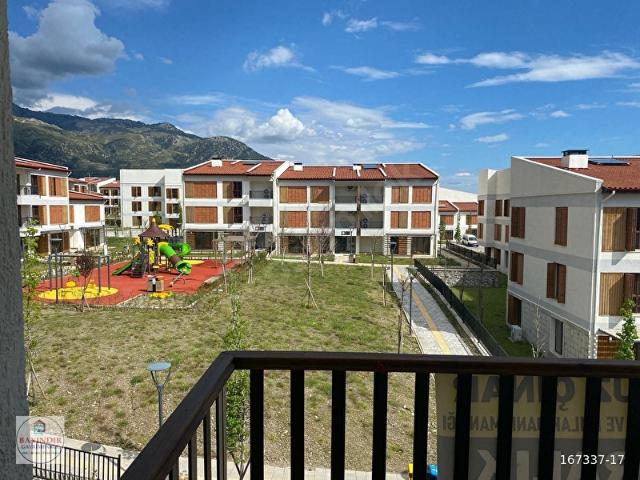 TOKİde 95 m 2+1 Ebeveyn Banyolu, Panjurlu, klimalı daire