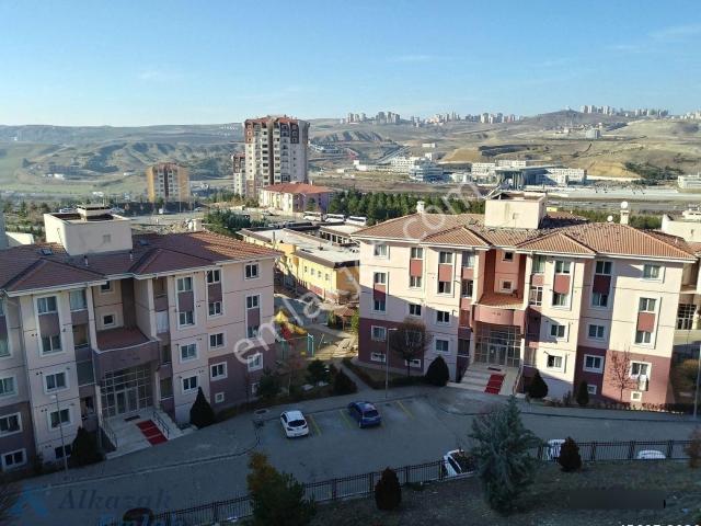 Toki Turkuazda Yüzme Havuzu Karşısında Y Tipi 3+1 Satılık Daire