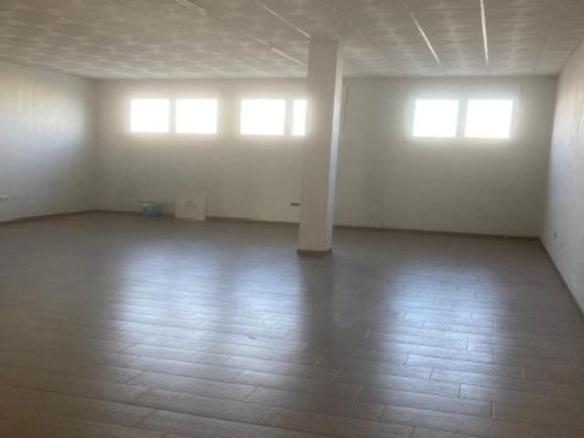 TOLEDO, GALVEZ, BUENA UBICACIÓN: 2 LOCALES DE 190M2 CADA UNO, SE PUEDEN UNIR