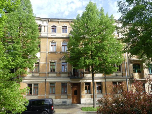 Toll geschnittene 2 Zimmer Wohnung mit Balkon in Dresden Pieschen