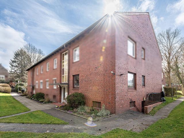 Toll geschnittene 3 Zimmer Erdgeschosswohnung mit viel Potential