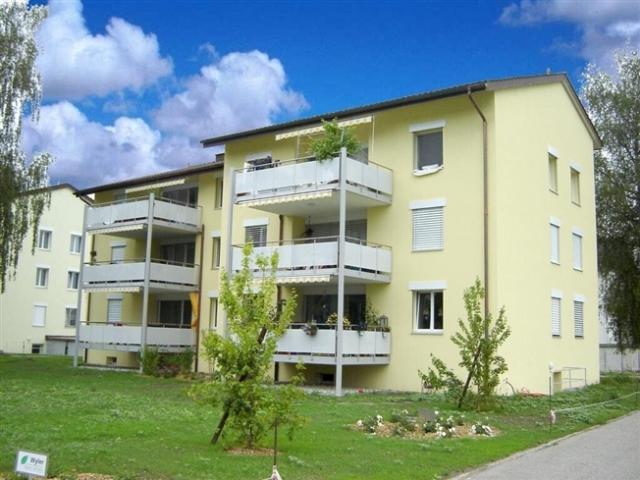 Tolle 4.5 Zimmerwohng im 2. OG rechts
