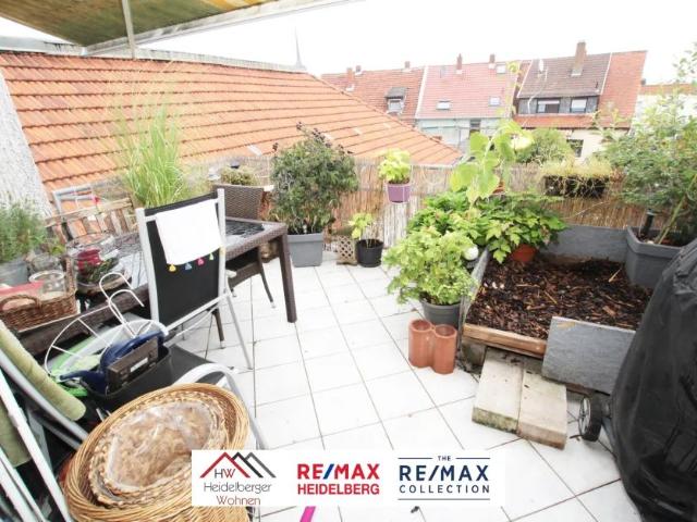 Tolle 5 Zimmer Maisonettwohnung über 3 Stockwerke im ruhigen 3 Parteinhaus mit Stellplatz und Garage
