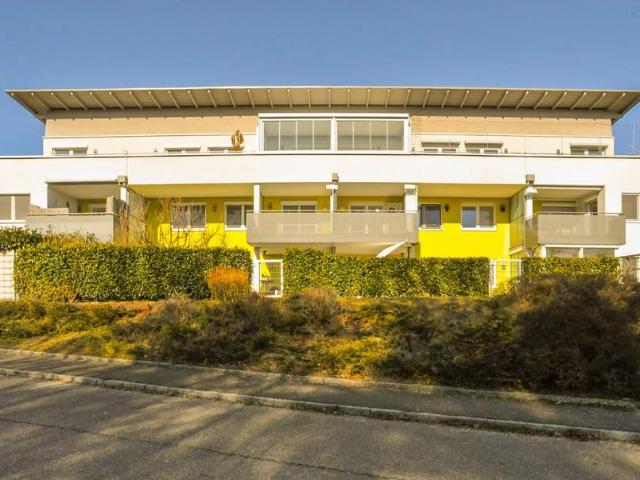 Modernes Wohnen Zentrale, ruhige 3 Zimmer Wohnung mit großer Loggia!