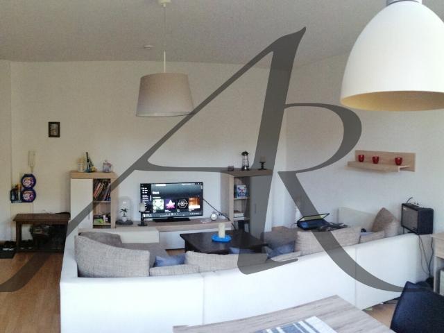tolle kleine 2 Zimmer Wohnung mit Einbauküche zentrumnah